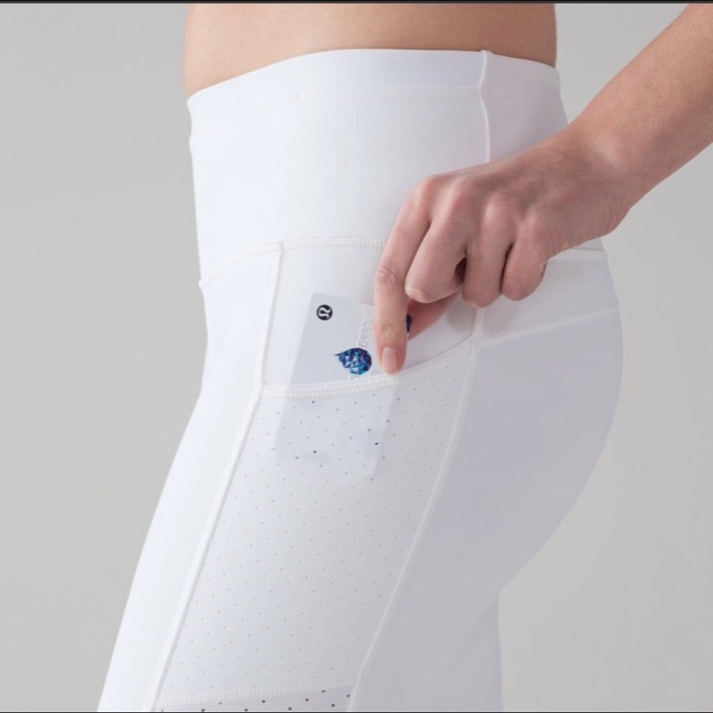 Lululemon White Crop Leggings